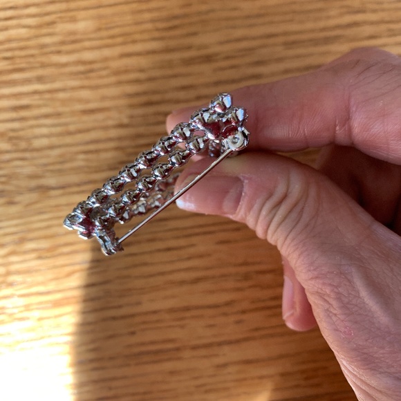 Triangle Double Layer Prong Set Rhinestone Pin Brooch - Picture 7 of 10